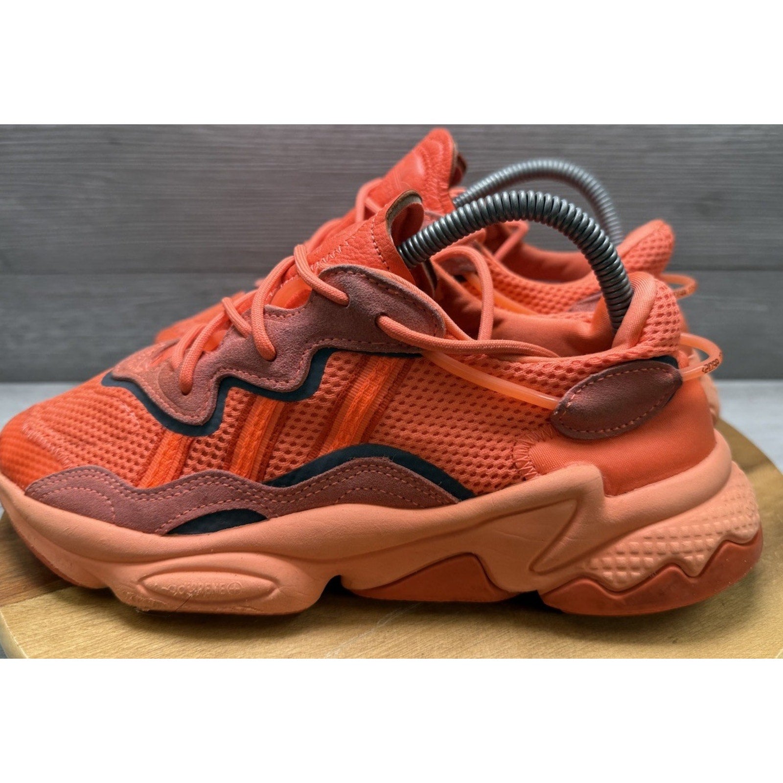 Adidas Ozweego EE6465 Orange Athletic Sneaker Shoes Men’s 7