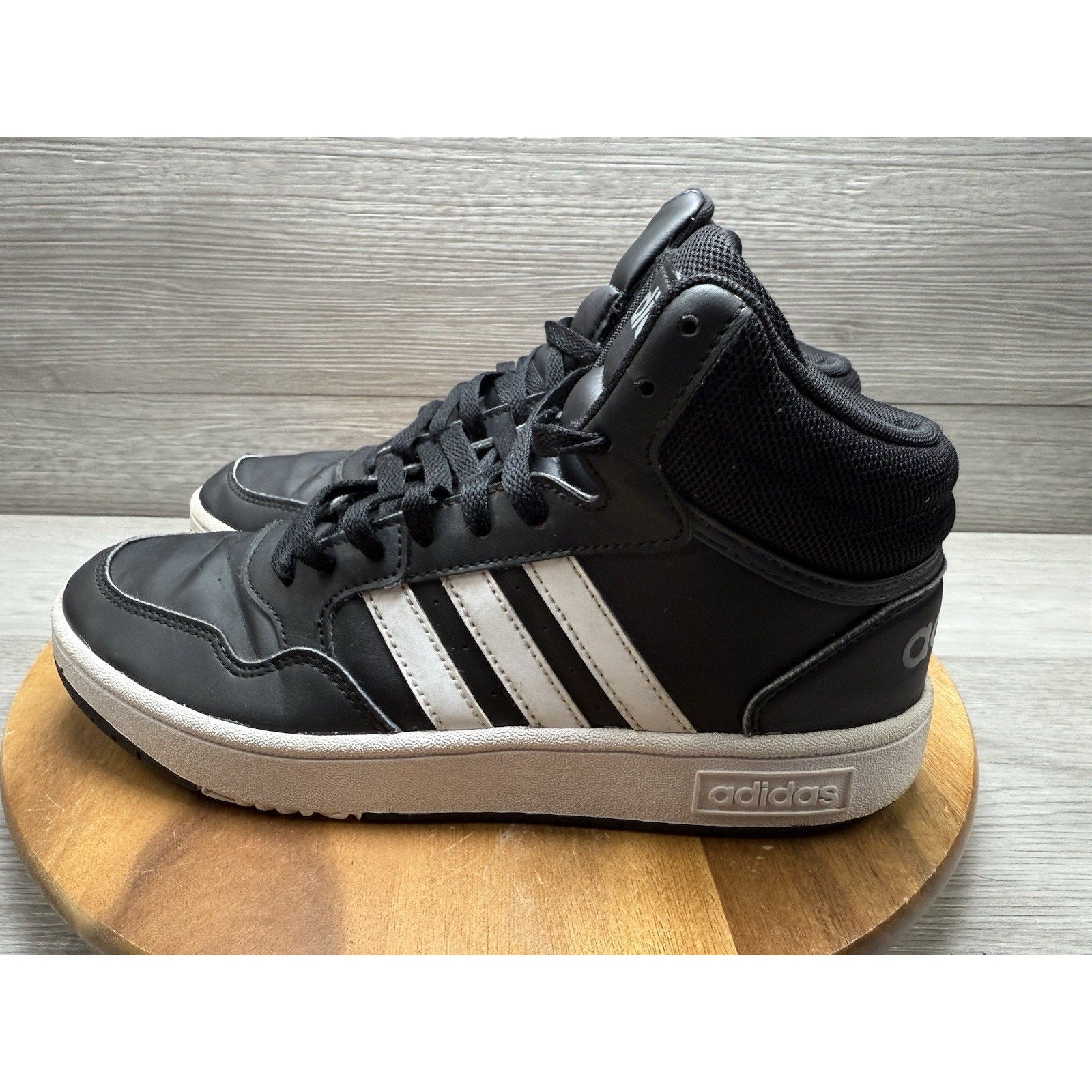 adidas men Hoops 3.0 Mid Classic Shoes, Size 6.5