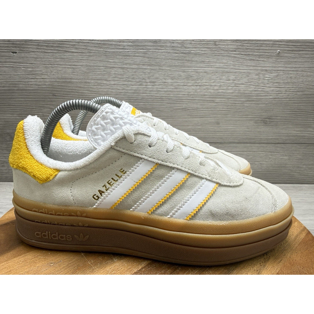 Adidas Gazelle Bold Suede Sneakers Shoes Ivory Bold Gold IH9929 Womens Size 8