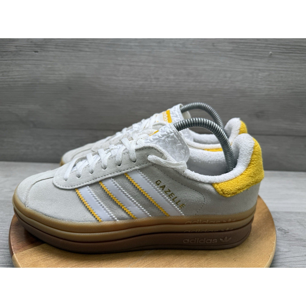 Adidas Gazelle Bold Suede Sneakers Shoes Ivory Bold Gold IH9929 Womens Size 8
